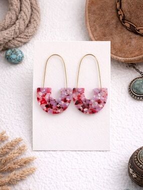Pink Modern Confetti U-Shape Resin Drop Earrings